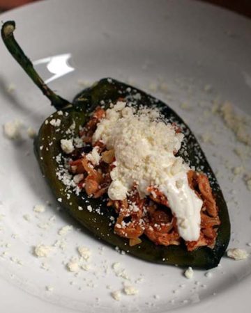 Chile Relleno de Pollo