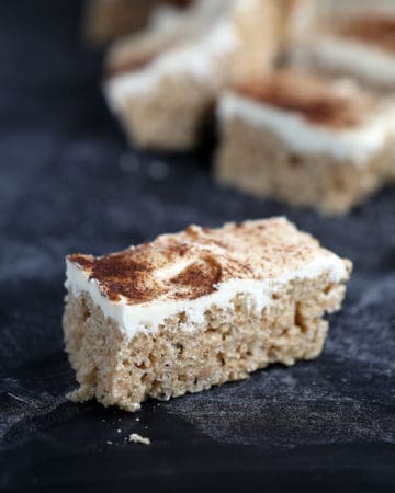 Crispy Arroz con Leche Bars