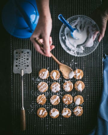 Glazing Frosted Honey Ginger Snaps