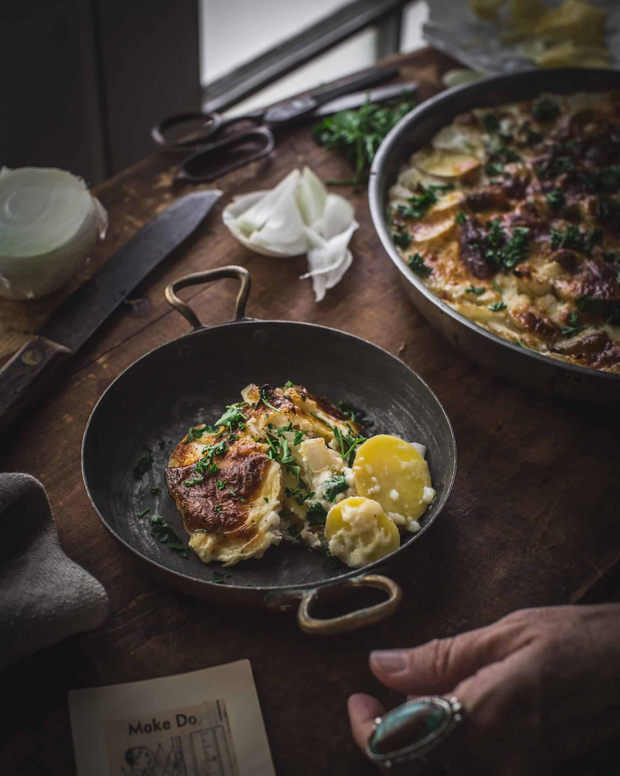 Hatch Chile Scalloped Potatoes with Pepper Jack - Kitchen Wrangler | Melissa Guerra %