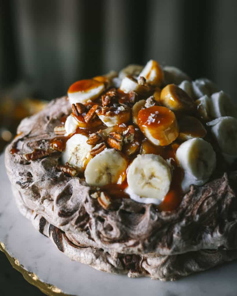 cake with bananas and butterscotch sauce