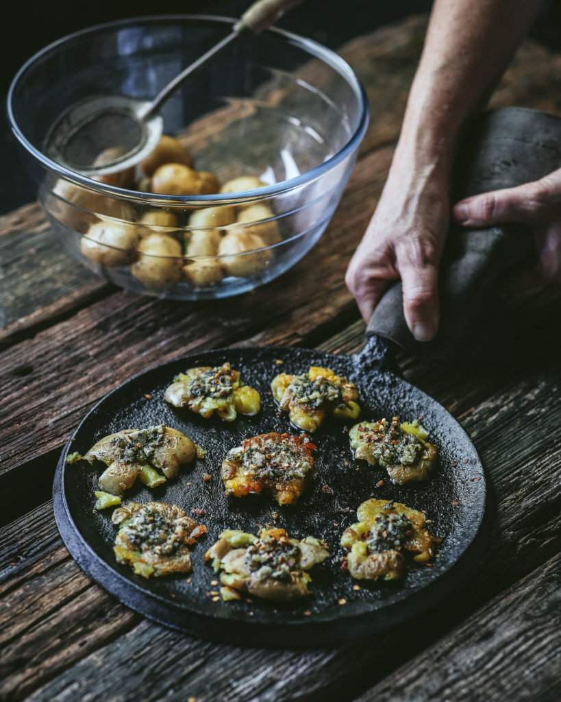 grilled smashed potatoes 