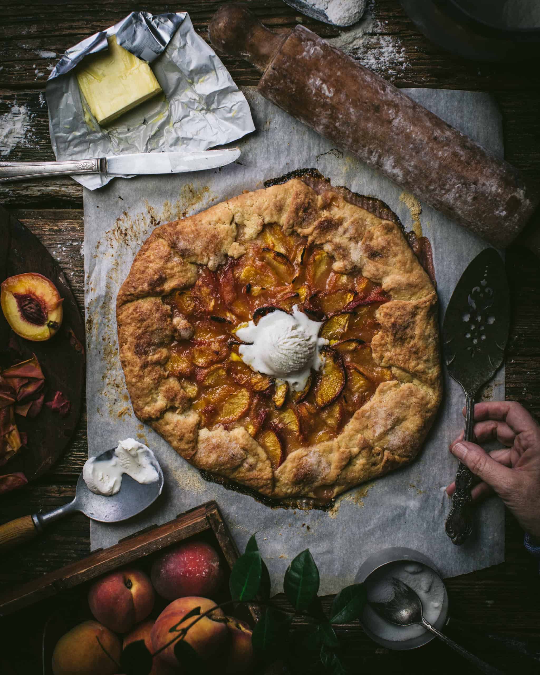 Texas Peach Galette is amazingly easy! - Kitchen Wrangler | Melissa Guerra