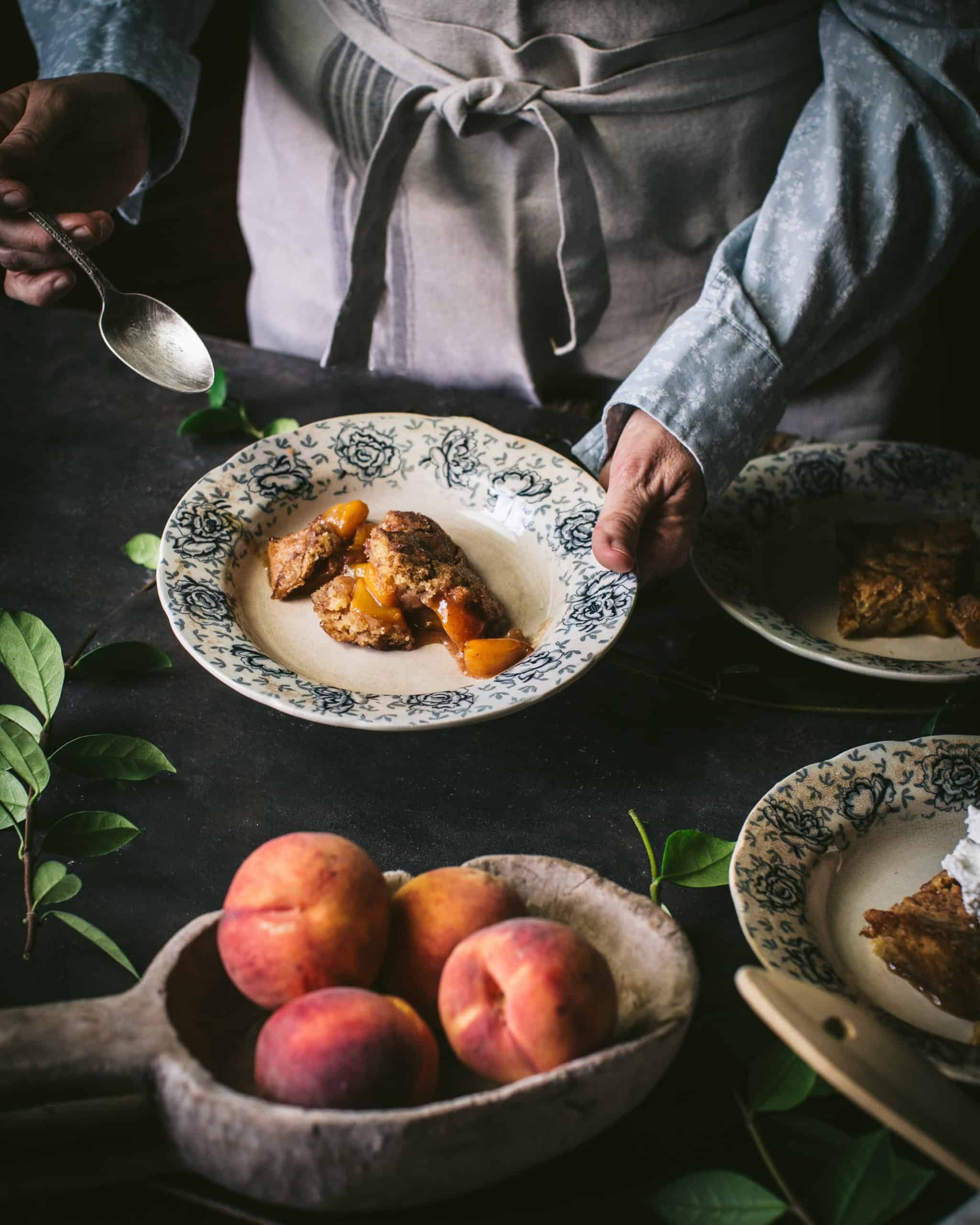 Fresh Peach Cobbler is the best summer dessert - Kitchen Wrangler | Melissa Guerra