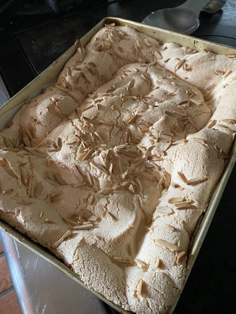 baked meringue with almonds