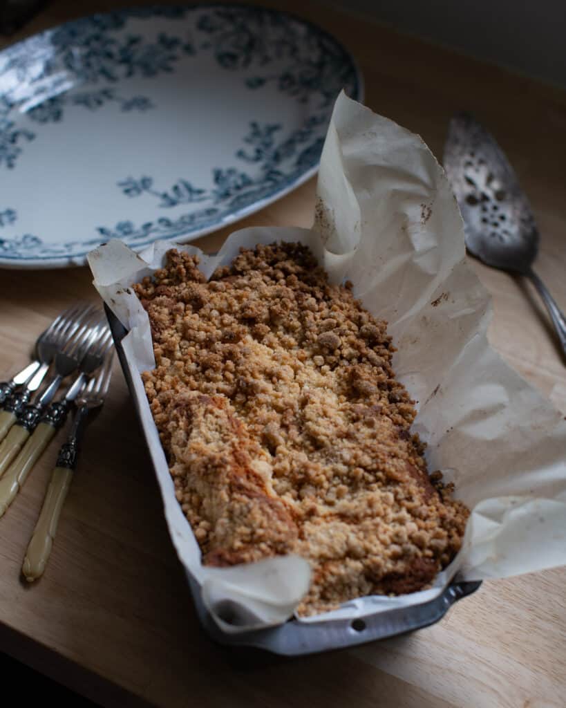 streusel topped cake in pan