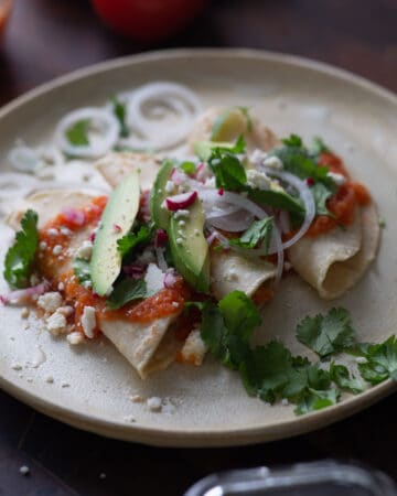 plate of entomatadas